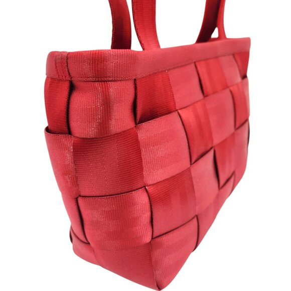 Harvey's Original Seatbelt Bag  Christmas Red Festive Satchel Handbag - Picture 8 of 12